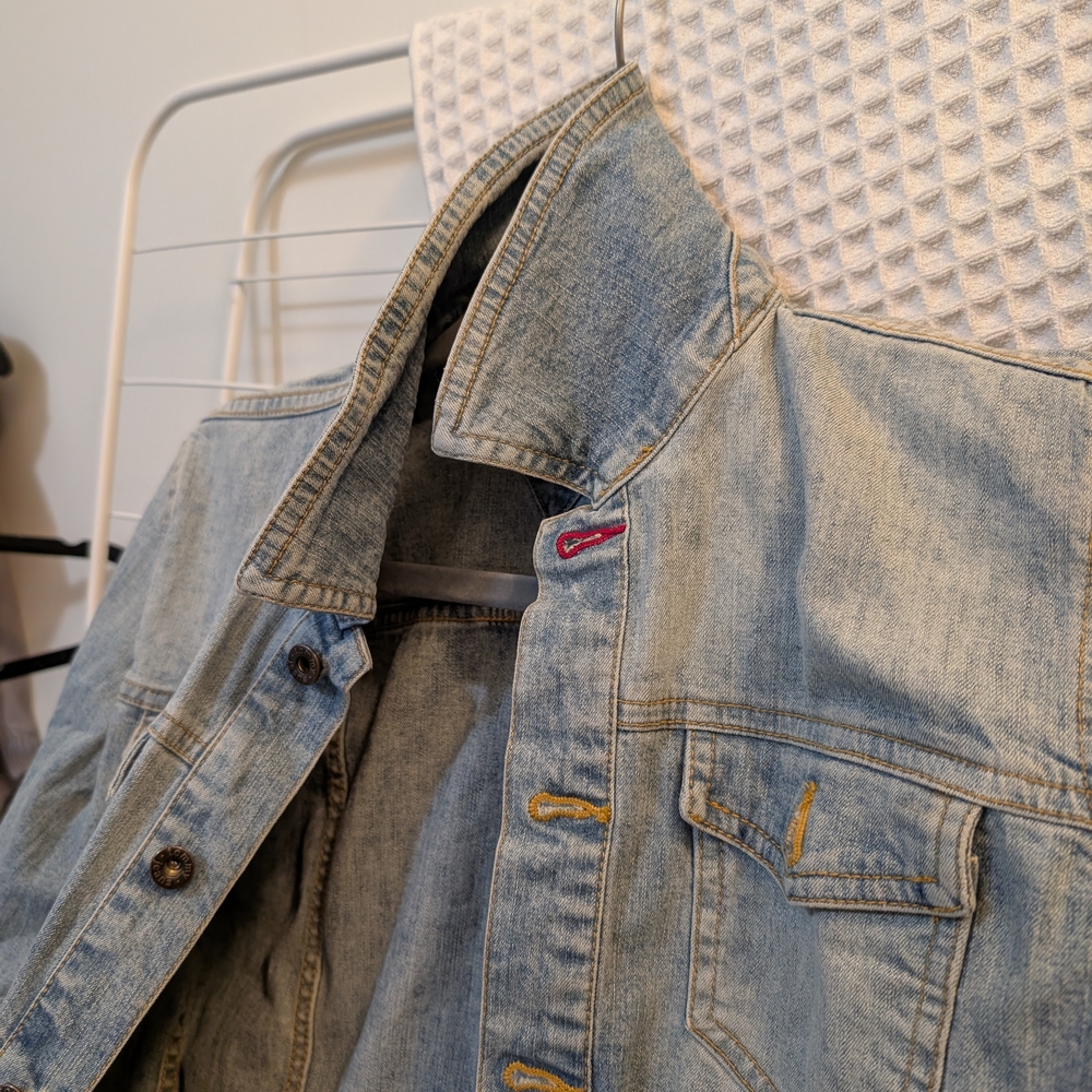 Tommy Hilfiger Light Blue Jean Jacket, Stretch Comfort Solid Construction - Picture 5 of 7